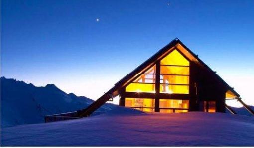 фото отеля Whare Kea Lodge & Chalet