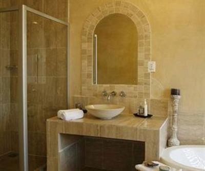 фото отеля Moonstruck on Pringle Bay Guesthouse