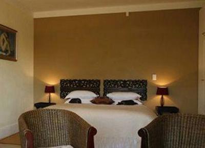 фото отеля Moonstruck on Pringle Bay Guesthouse