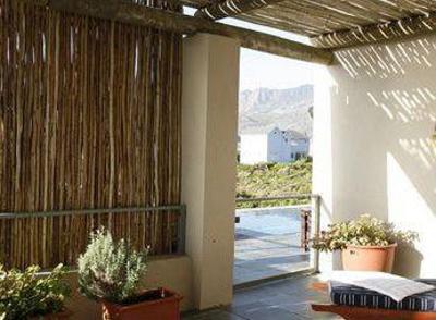 фото отеля Moonstruck on Pringle Bay Guesthouse