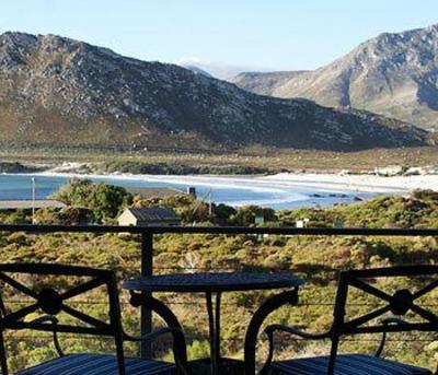 фото отеля Moonstruck on Pringle Bay Guesthouse