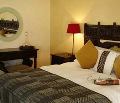 фото отеля Moonstruck on Pringle Bay Guesthouse