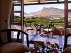 фото отеля Moonstruck on Pringle Bay Guesthouse