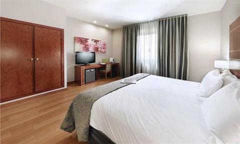 фото отеля Silken Reino de Aragon Hotel