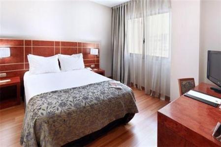 фото отеля Silken Reino de Aragon Hotel