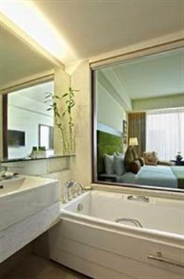 фото отеля Radisson Blu Hotel Rudrapur