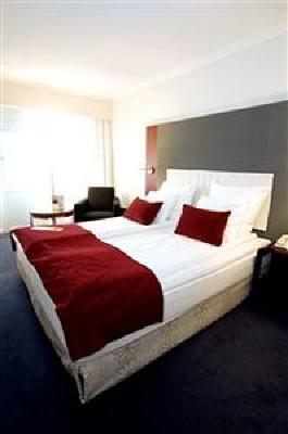 фото отеля Radisson Blu Plaza Hotel Oslo