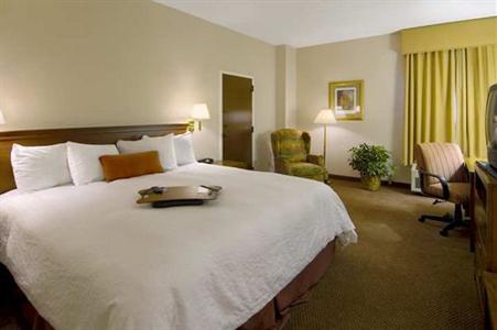 фото отеля Hampton Inn University Place