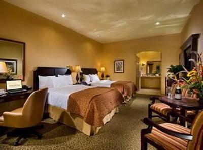 фото отеля Ayres Hotel Redlands