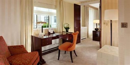 фото отеля Dorchester Hotel London