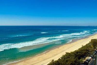 фото отеля Chateau Beachside Resort Gold Coast