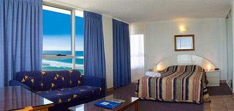 фото отеля Chateau Beachside Resort Gold Coast