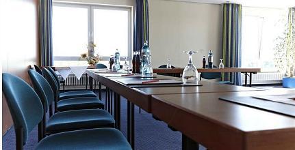 фото отеля Intercityhotel Stralsund