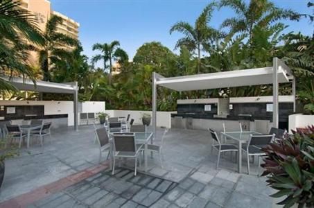 фото отеля Artique Resort Surfers Paradise Gold Coast