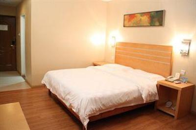 фото отеля Super 8 Shenzhen Diwang