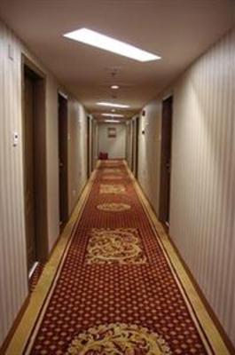 фото отеля Super 8 Shenzhen Diwang