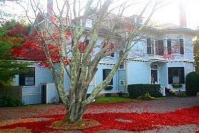 фото отеля Architects Inn - George Champlin Mason House