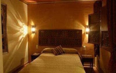 фото отеля Hostal Lineros 38