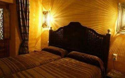 фото отеля Hostal Lineros 38