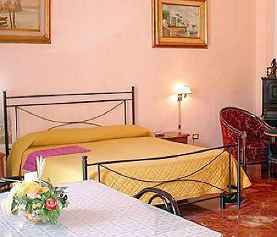 фото отеля Centro Storico Bed & Breakfast Lecce