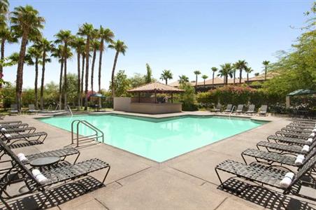 фото отеля Hilton Garden Inn Palm Springs/Rancho Mirage