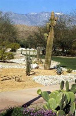 фото отеля Hilton Garden Inn Palm Springs/Rancho Mirage