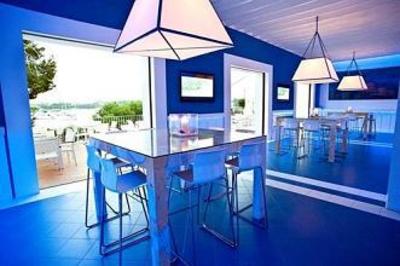 фото отеля Hostal Porto Colom Felanitx