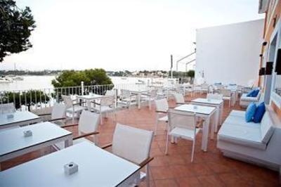фото отеля Hostal Porto Colom Felanitx