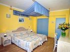 фото отеля Hostal Porto Colom Felanitx