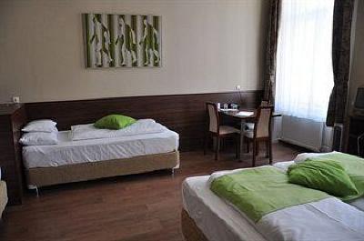 фото отеля Elit Hotel Budapest