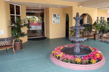 фото отеля Peacock Suites