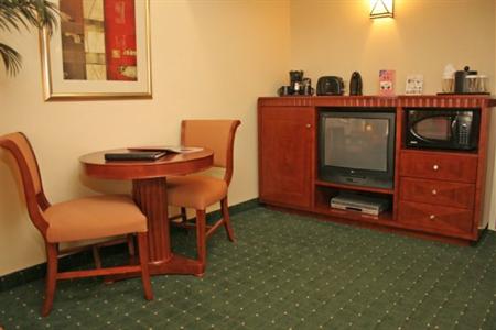 фото отеля Peacock Suites