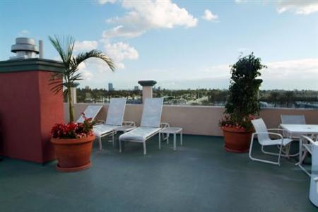фото отеля Peacock Suites