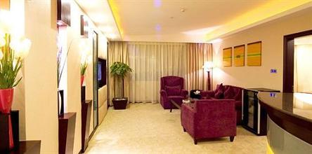 фото отеля Delight Empire Hotel