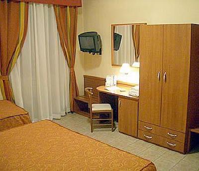 фото отеля Hotel Valmarina
