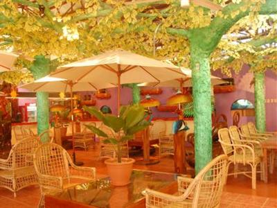 фото отеля Deep Forest Garden Inn