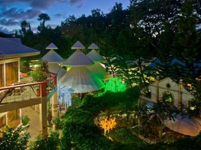 фото отеля Deep Forest Garden Inn