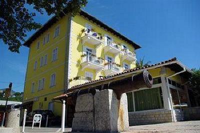 фото отеля Hotel Ika