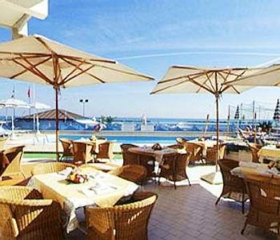 фото отеля Bellevue Hotel Pesaro