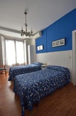фото отеля Hostal Valencia Madrid