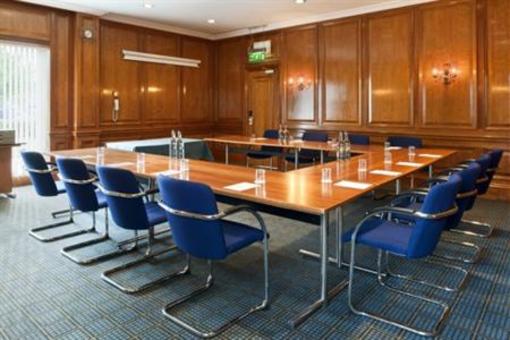 фото отеля Holiday Inn Hull Marina