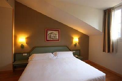 фото отеля Hotel Urdanibia Park