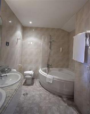 фото отеля Hotel Urdanibia Park