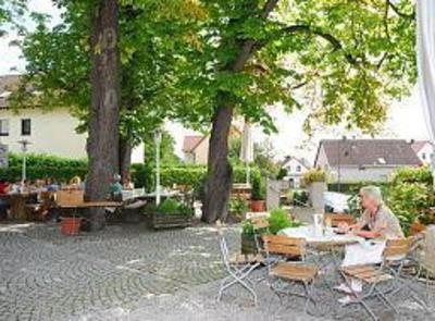 фото отеля Hotel Gasthof Groß Bergkirchen