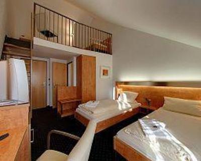 фото отеля Hotel Gasthof Groß Bergkirchen