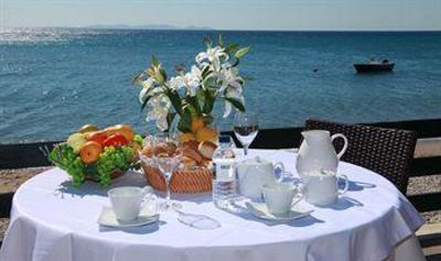 фото отеля Hydrele Beach Hotel & Village