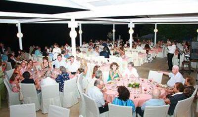 фото отеля Hydrele Beach Hotel & Village