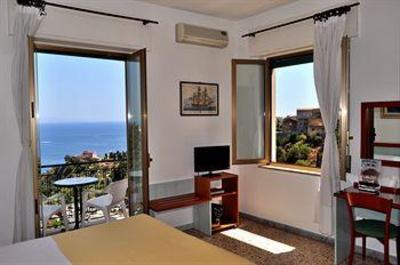 фото отеля Hotel Condor Taormina