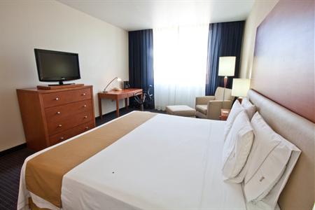 фото отеля Holiday Inn Express Puebla