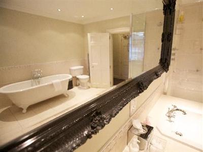 фото отеля The Commercial Hotel Chester
